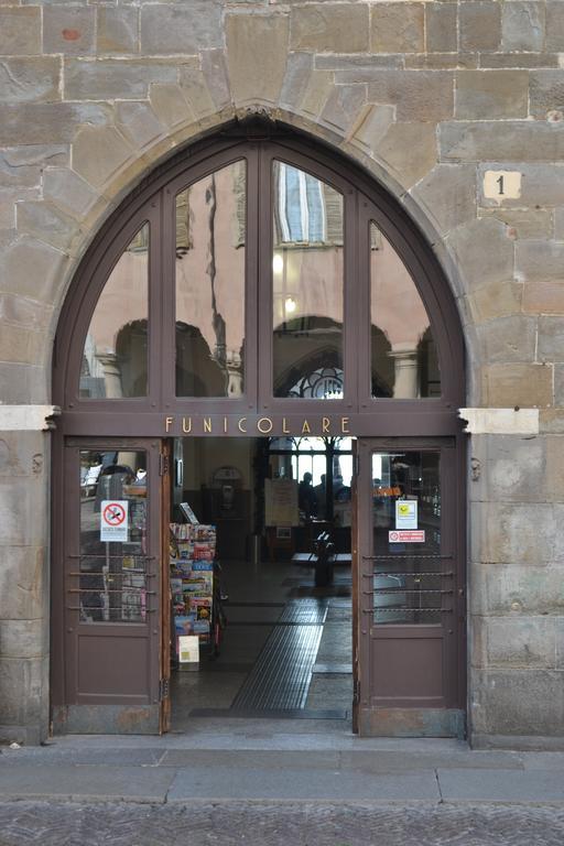 Porta 22 Charme E Relax Apartment Bergamo Exterior photo